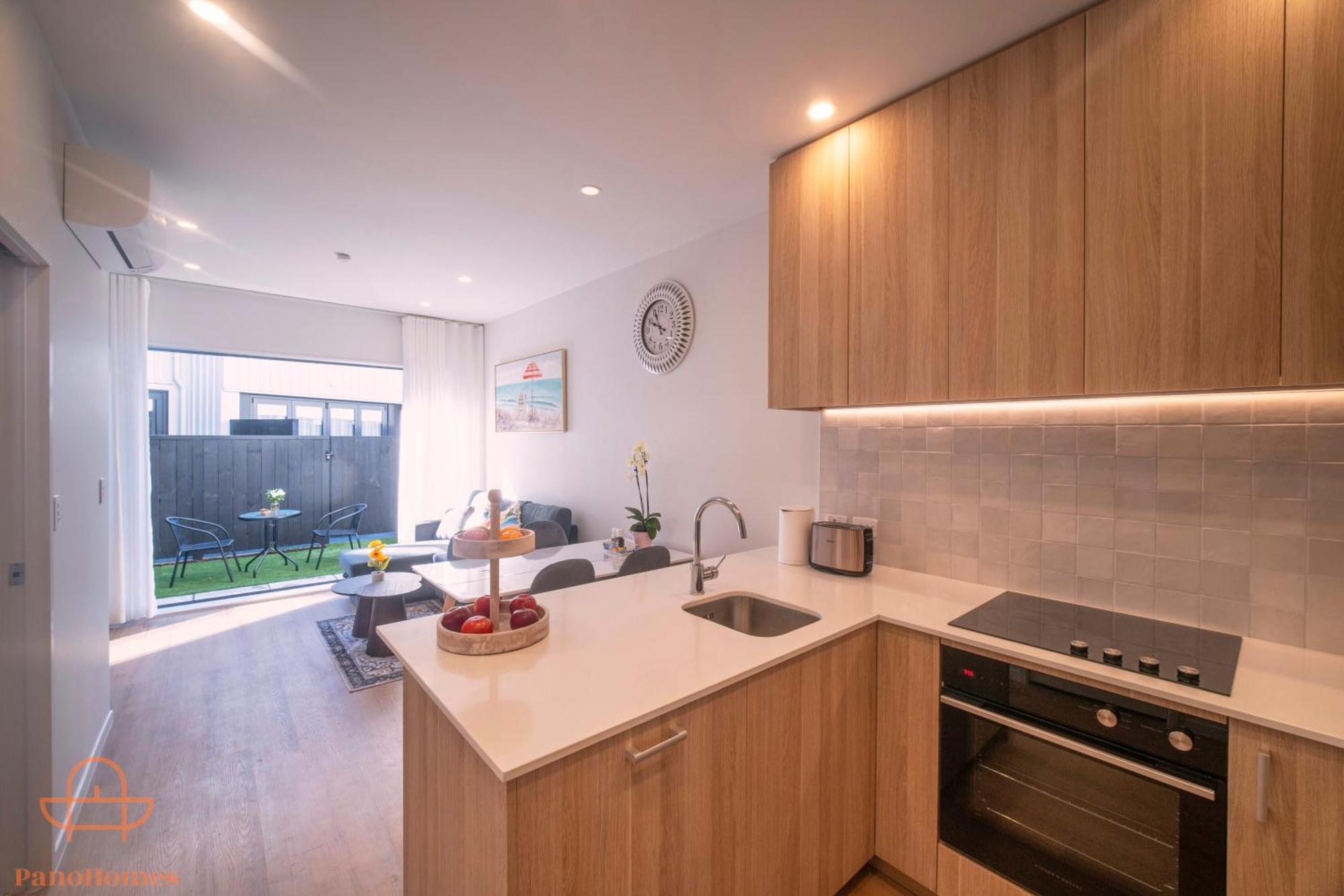 Modern Townhouse Close To City With Full Kitchen - Ellerslie Окленд Екстер'єр фото